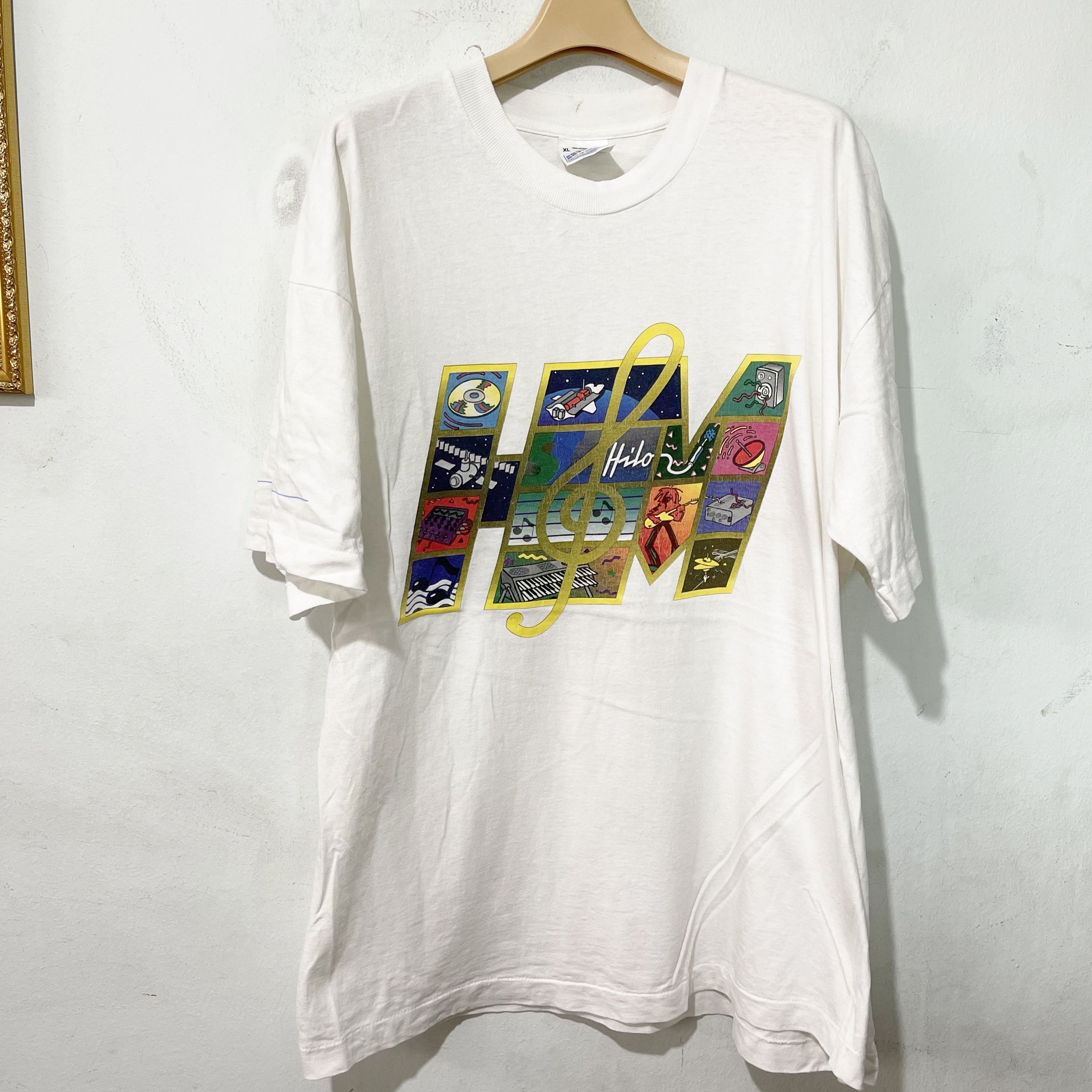 Vintage Vintage 90s Hilo Hawaii Music Shirt Size US XL / EU 56 / 4 - 1 Thumbnail