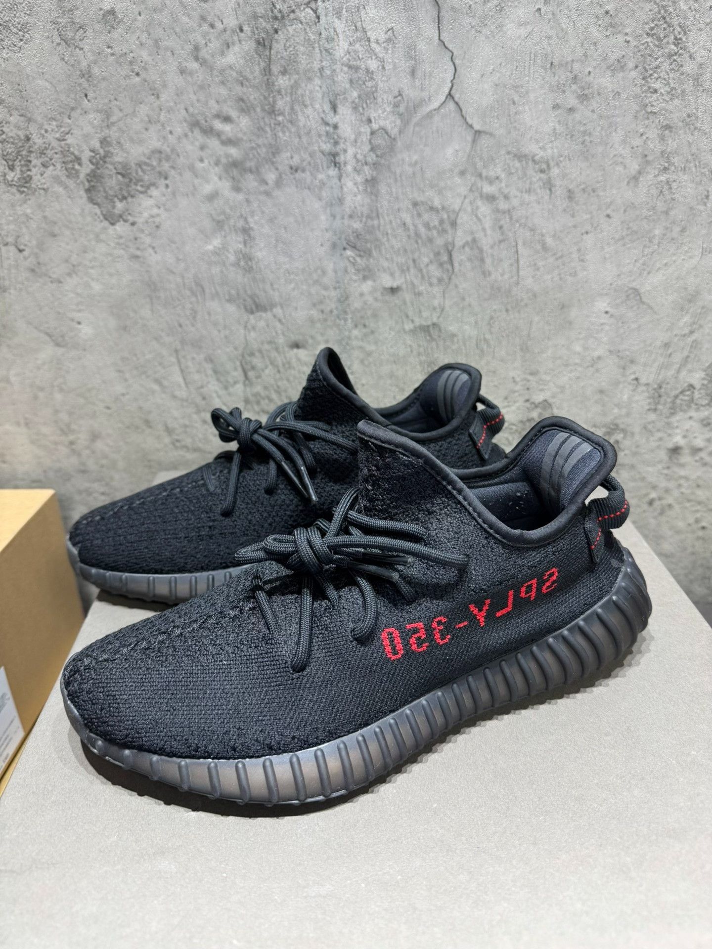 Adidas Adidas YEEZY350 Black Lowtop Sneakers 41 Men Size US 8.5 / EU 41-42 - 1 Thumbnail