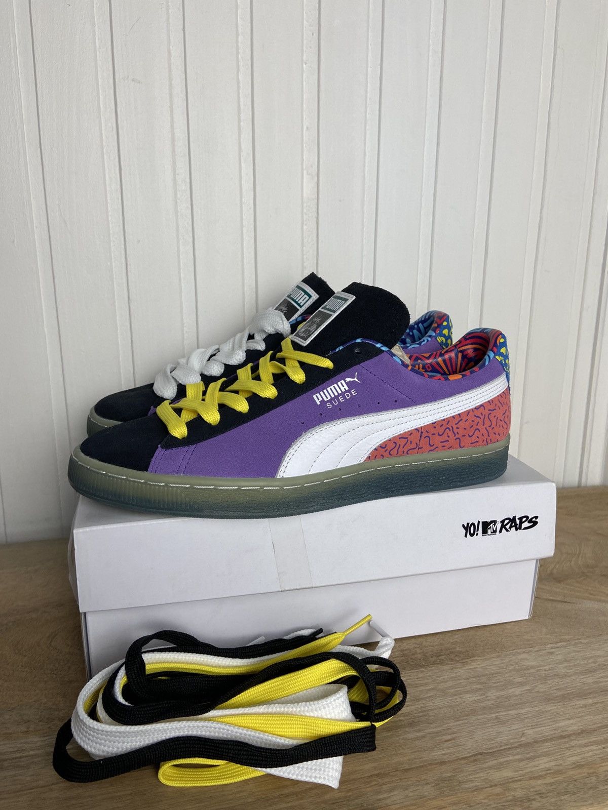 Puma New Puma Suede Classic XXI MTV Yo Ice Rare Size 9US Size US 9 / EU 42 - 1 Thumbnail