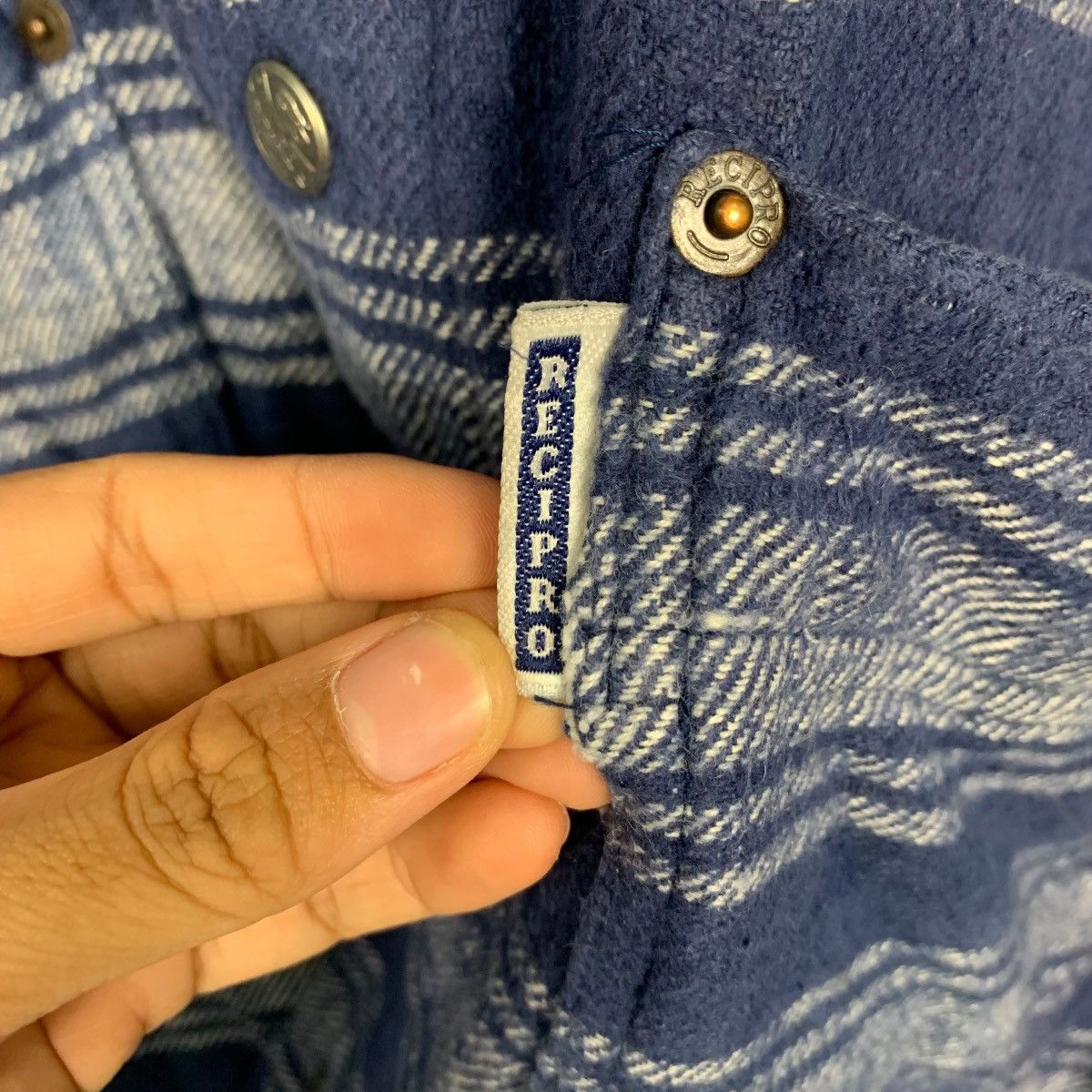 Vintage 90's RECIPRO Blue Stiped Flannel Jacket #2779-C125 Size US L / EU 52-54 / 3 - 5 Thumbnail
