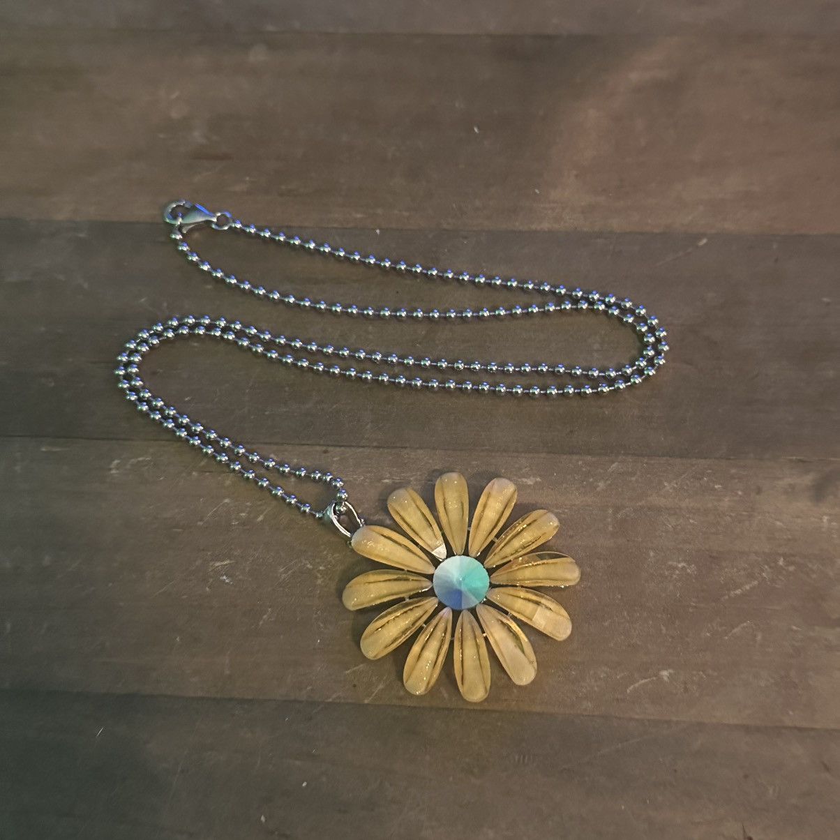 Other Acrylic yellow sunflower pendant necklace Size ONE SIZE - 3 Thumbnail