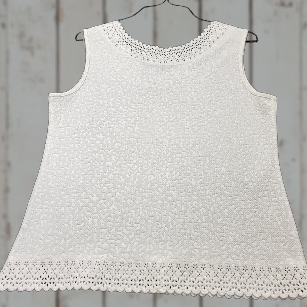 Vintage Chances R Tank Top Womens L White Sleeveless Cutouts Embossed Stretchy Floral Size L / US 10 / IT 46 - 1 Thumbnail