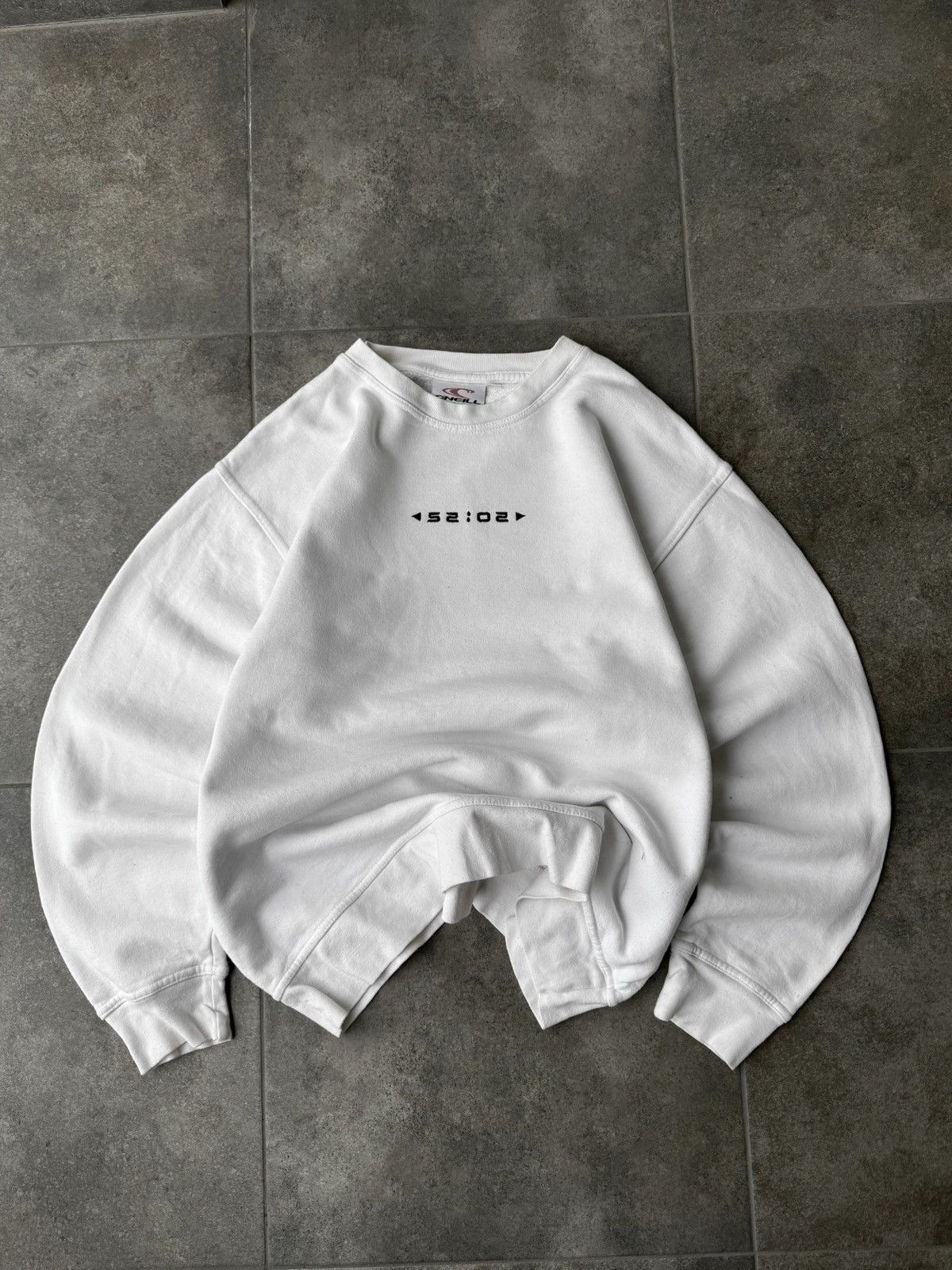 O'Neill Rare Vintage Oneill Oversized Sweatshirt Big Print Y2k White Size US M / EU 48-50 / 2 - 4 Thumbnail