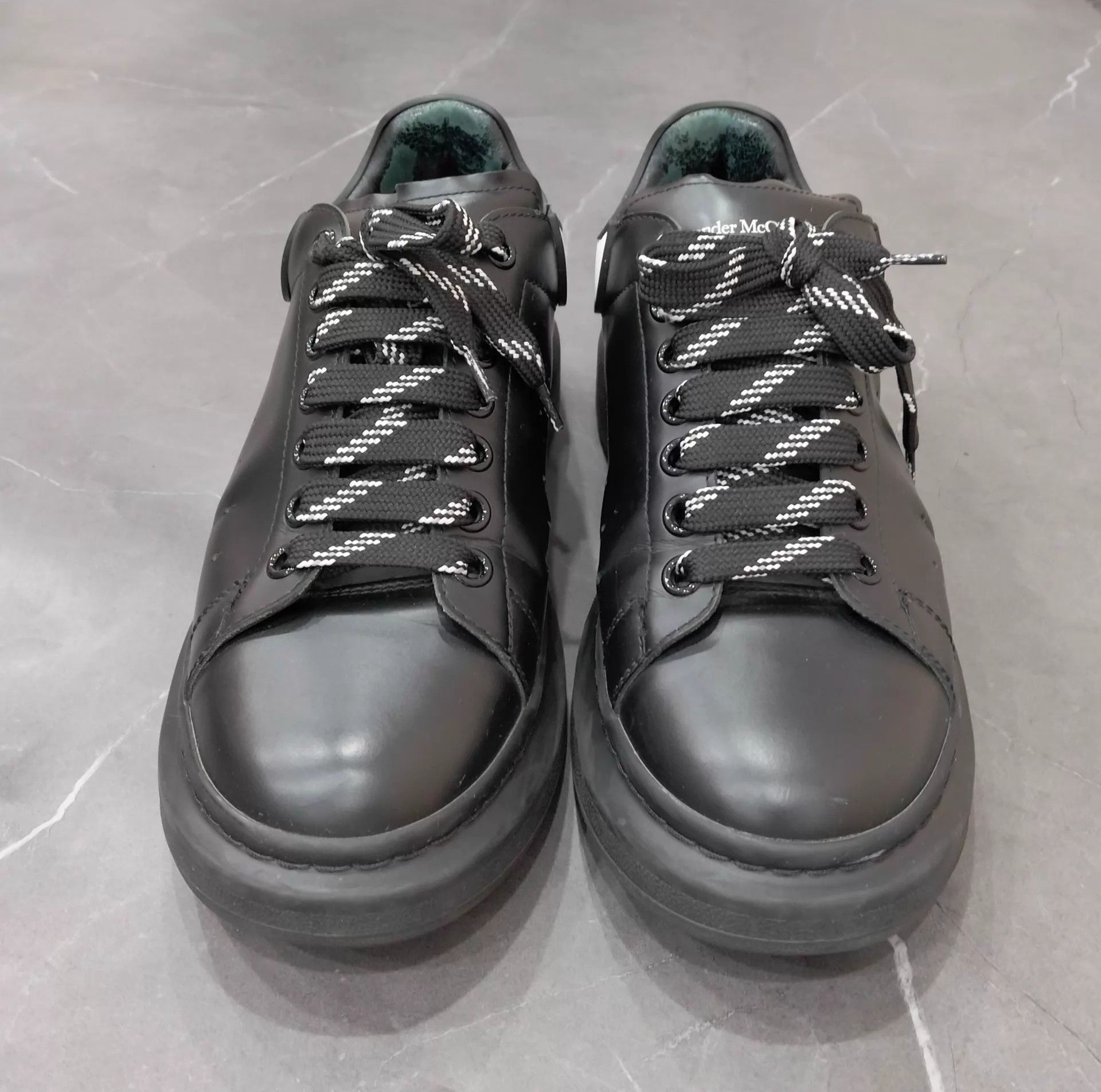 Alexander McQueen Alexander McQueen Black Sneaker 41 Size US 8 / EU 41 - 4 Thumbnail