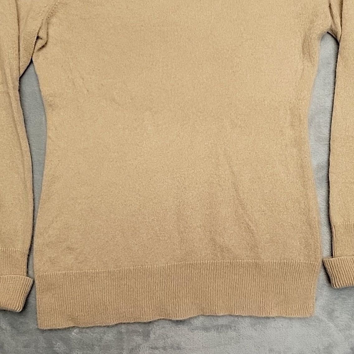 Vintage Alex Marie Turtleneck Sweater Womens Medium Tan Beige Cashmere Knit Luxury Soft Size M / US 6-8 / IT 42-44 - 2 Thumbnail