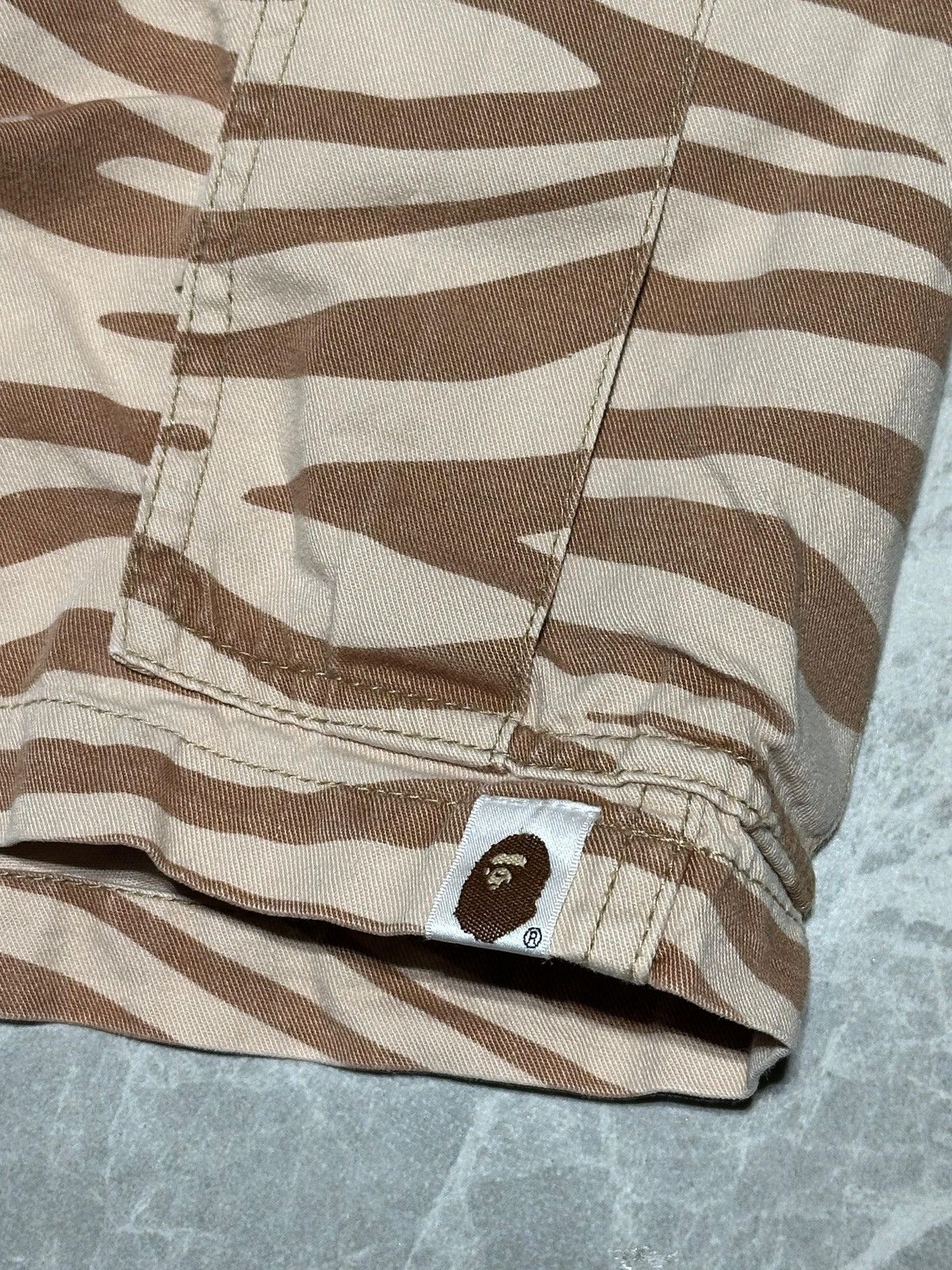 Bape A Bathing Ape BAPE Zebra Print Cargo Shorts Size US 34 / EU 50 - 3 Thumbnail