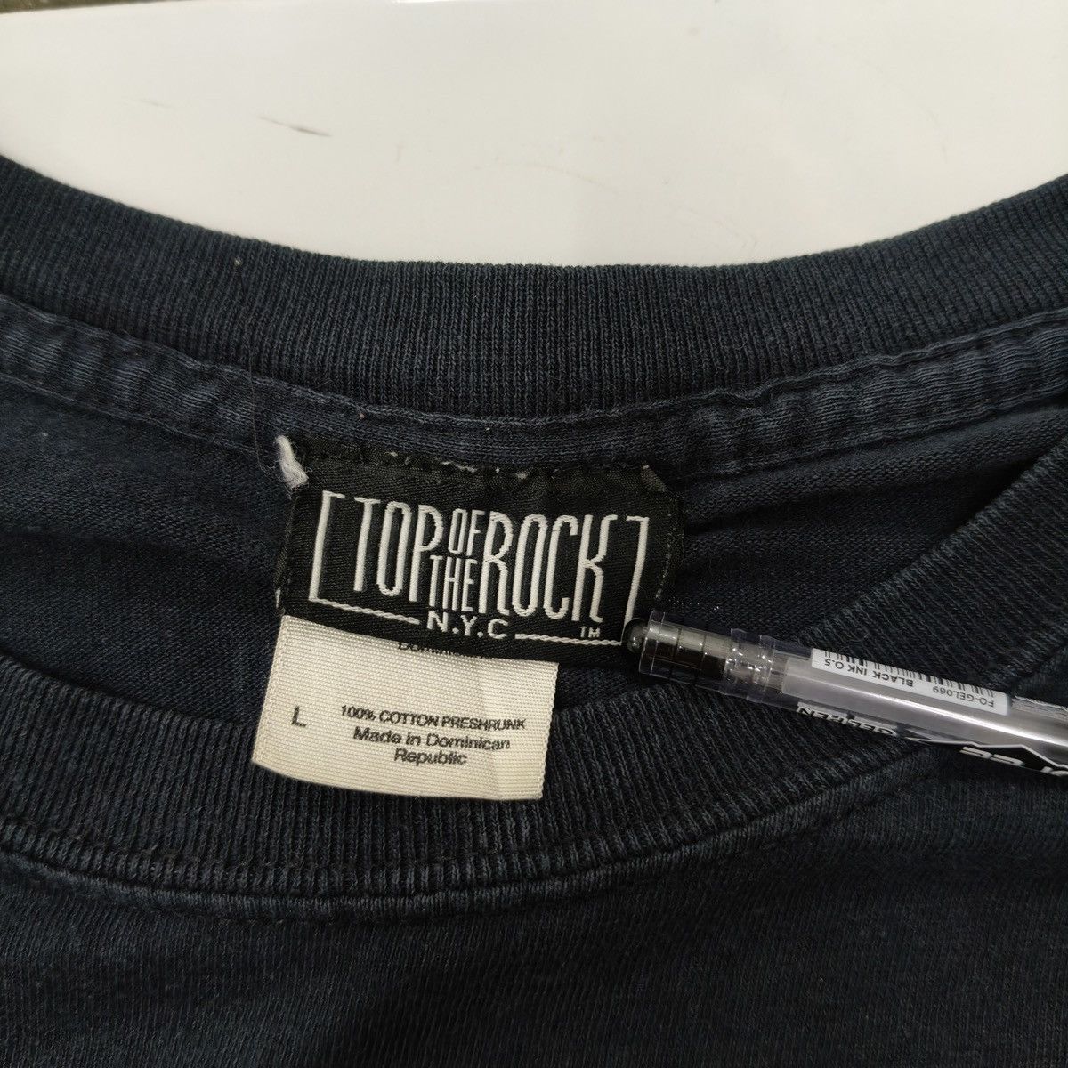 Vintage Vintage Y2K TOP OF THE ROCK NYC Graphic Tee Size US L / EU 52-54 / 3 - 8 Thumbnail