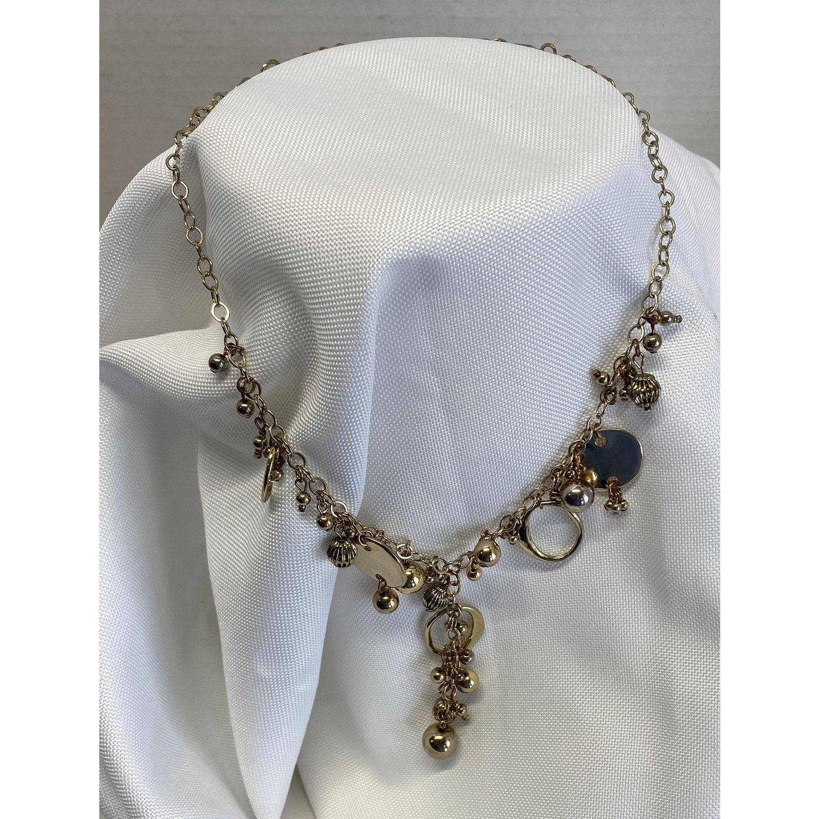 The Unbranded Brand Gold Tone Charm Necklace Beaded Dangle Statement Jewelry Size ONE SIZE - 1 Thumbnail