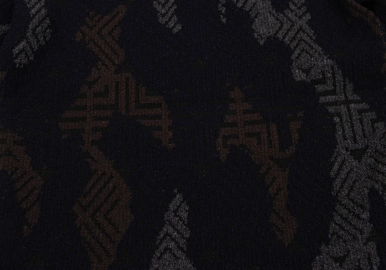 Armani Collezioni Geometric Jacquard Knit Top in Dark Tea Gray, Size 46 Size US XXS / EU 40 - 17 Thumbnail