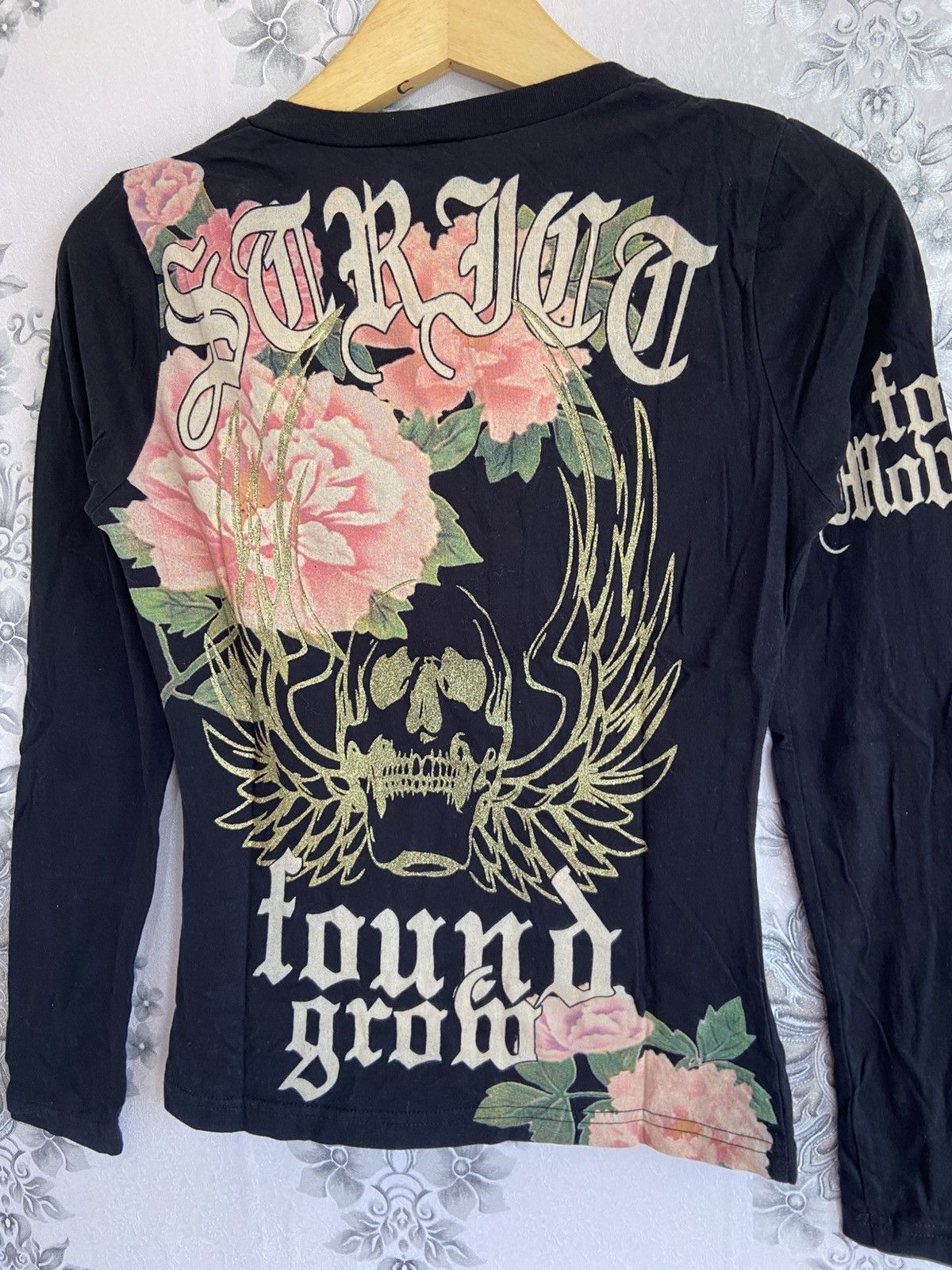 Le Grande Bleu (L.G.B.) D.L.A Figure Insist Skull Flower Longsleeve Tshirt Style Size US M / EU 48-50 / 2 - 7 Thumbnail