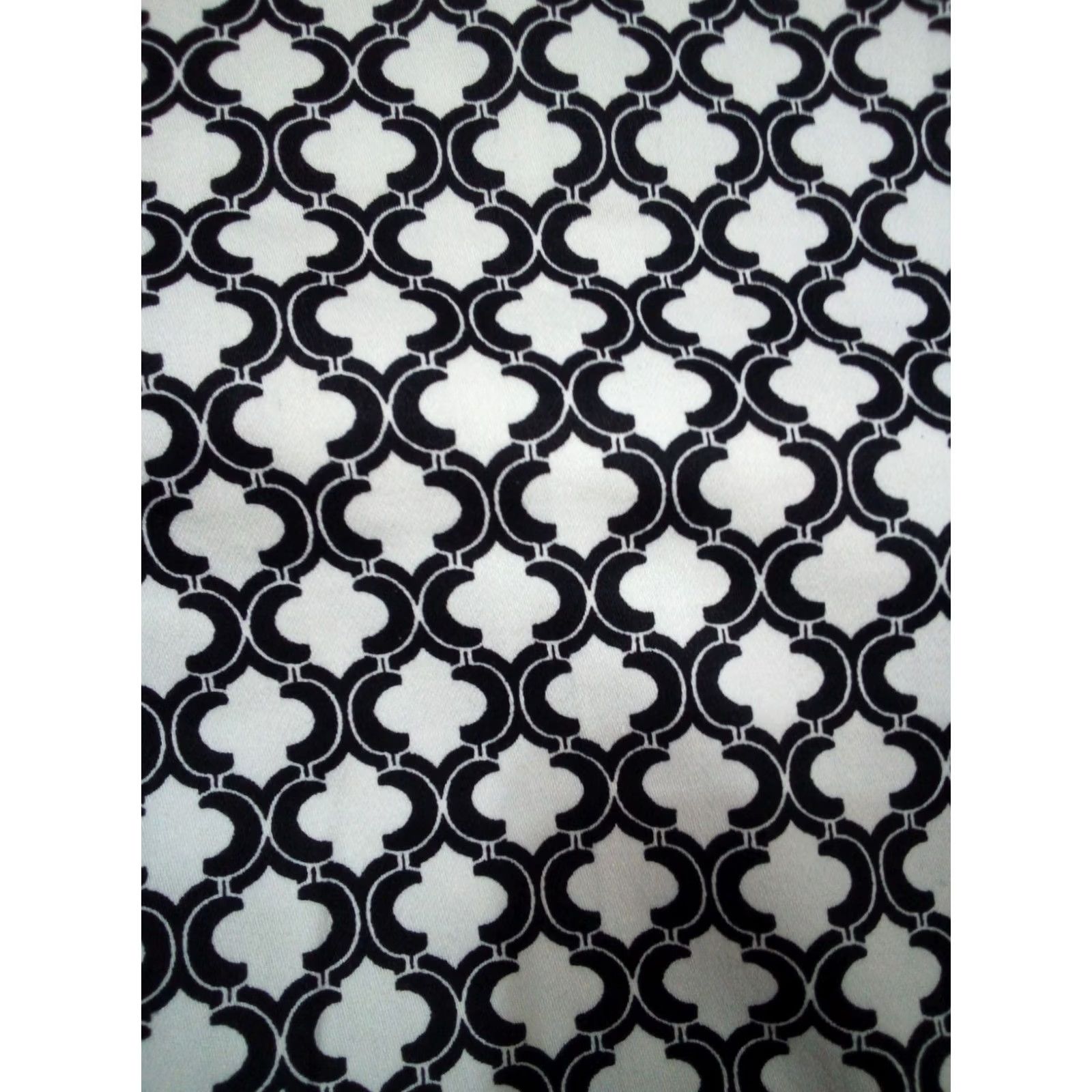Vintage Susan Graver Bermuda Shorts Women 8 Black & White Geometric Stretch Flat Front Size 30" / US 8 / IT 44 - 4 Thumbnail