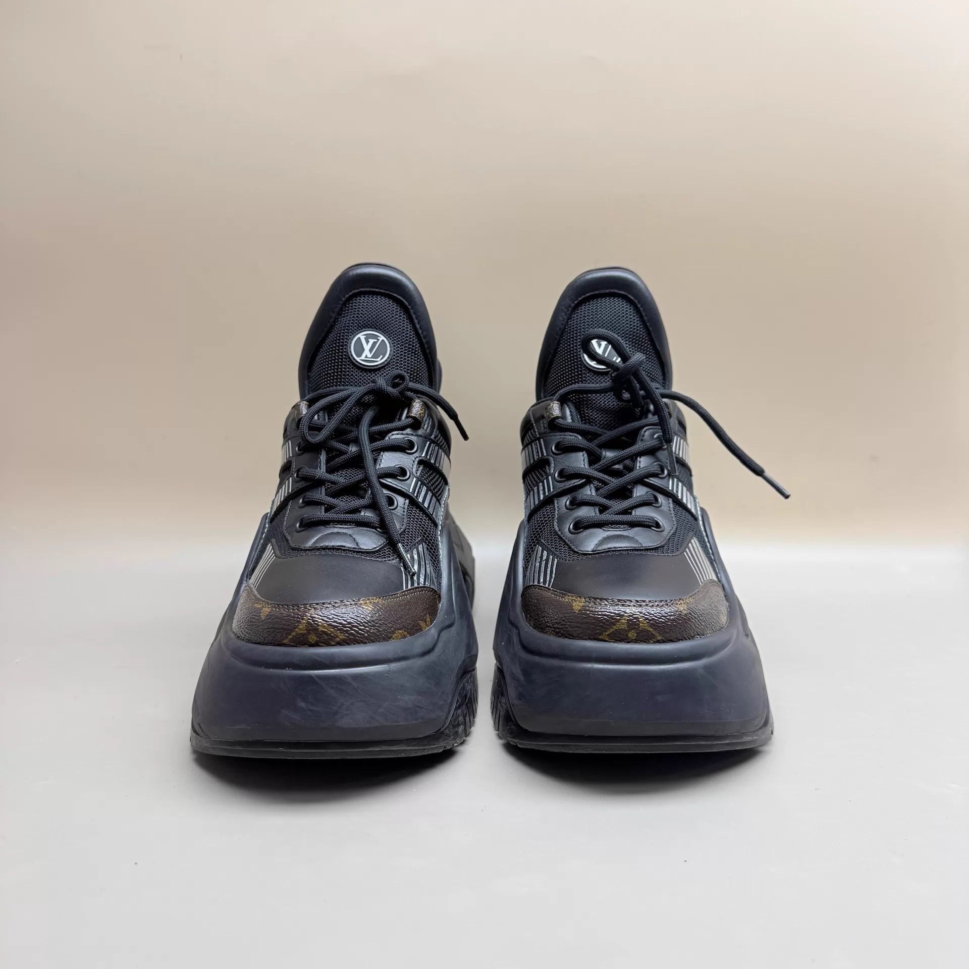 Louis Vuitton LV Black Brown Monogram Arch 2.0 Sneaker 95 New 38.5 EU Size US 8 / IT 38 - 2 Thumbnail