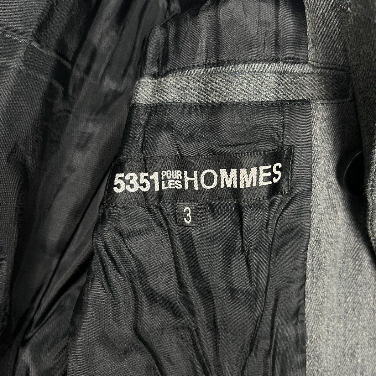 5351 POUR LES HOMMES 🔥 5351 POUR LES HOMMES DOUBLE BREAST Size US S / EU 44-46 / 1 - 16 Thumbnail
