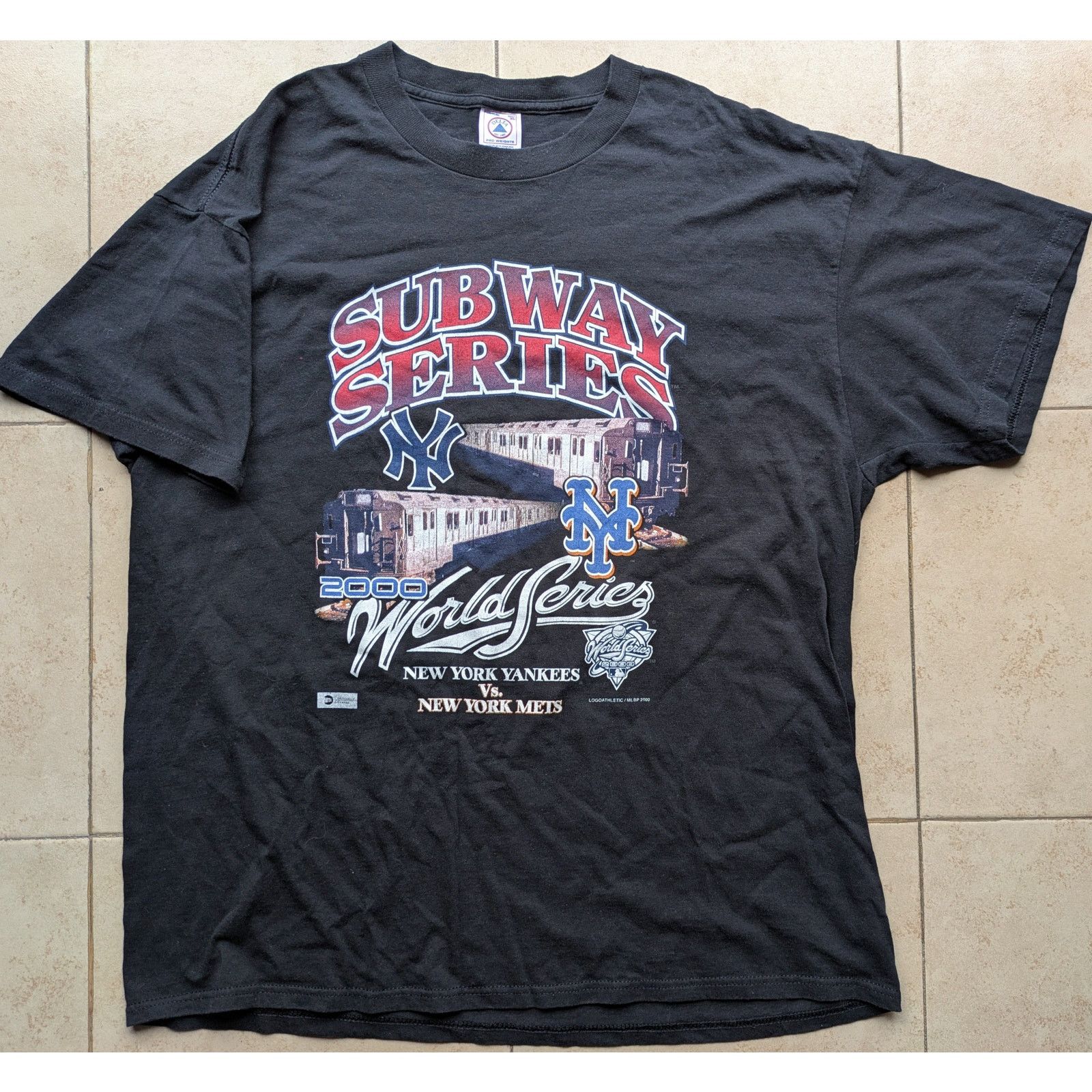 Logo Athletic × MLB Subway Series MTA T-shirt 2000 World Series MLB Mets Yankees Size US XL / EU 56 / 4 - 3 Thumbnail