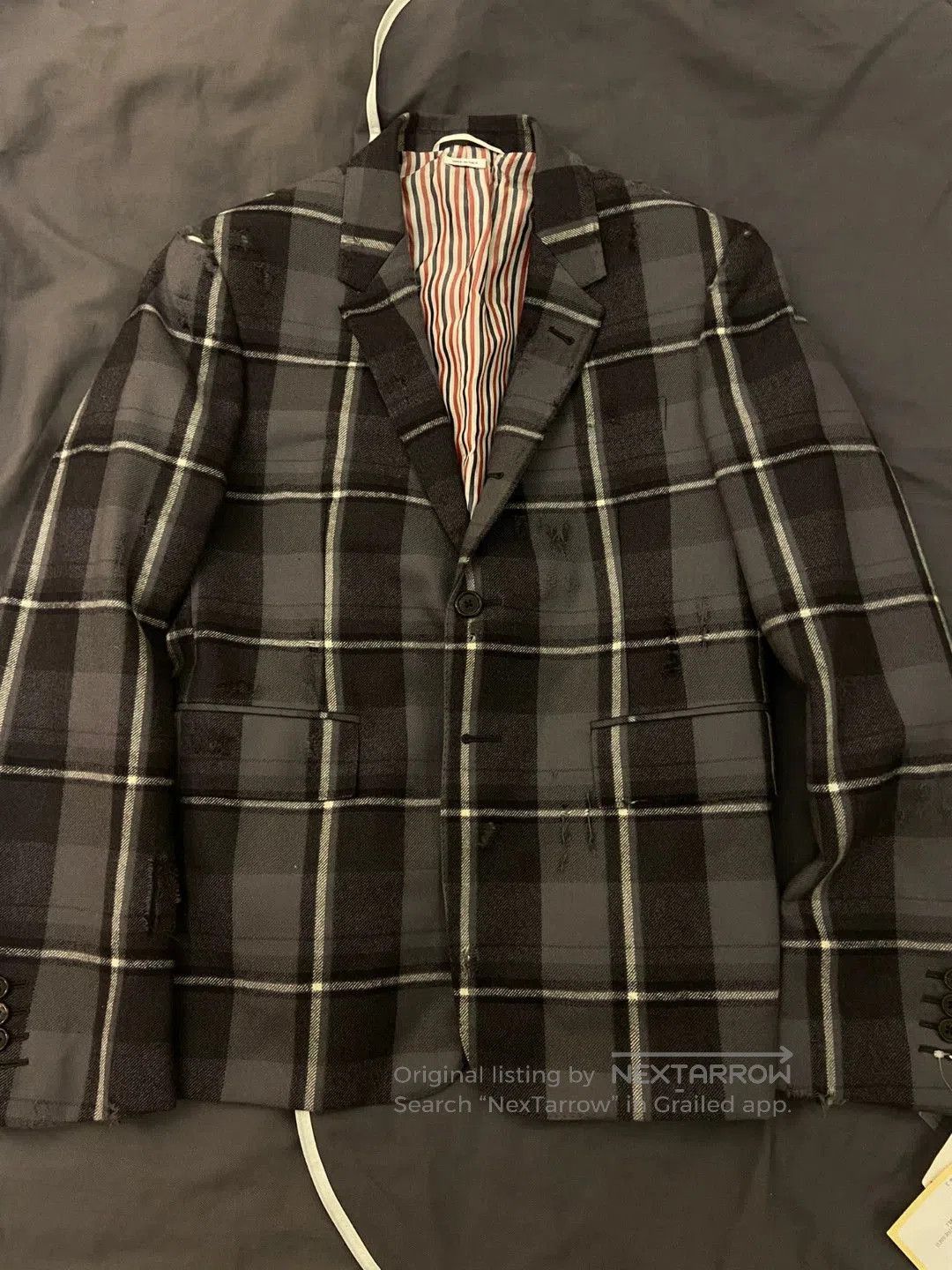 Thom Browne thom browne tailored deep gray blazer. Size US M / EU 48-50 / 2 - 1 Thumbnail