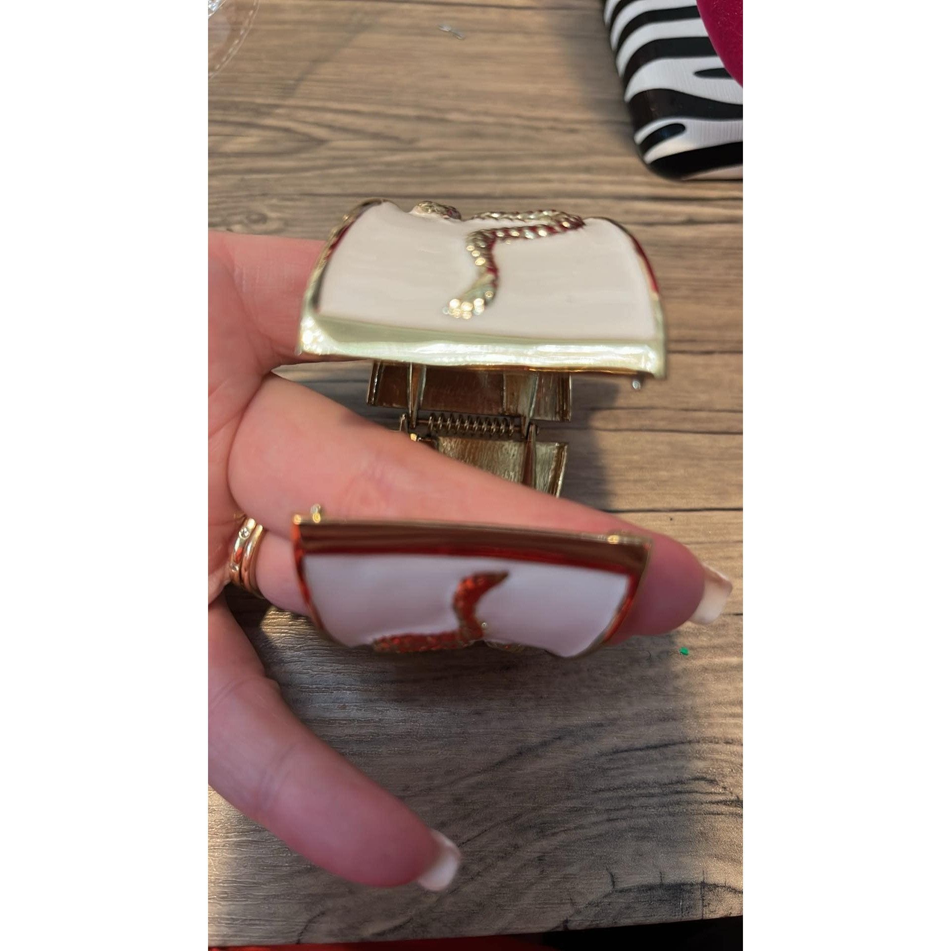 Other Gold Tone Snake White Enamel Clamper Bracelet Size ONE SIZE - 2 Thumbnail