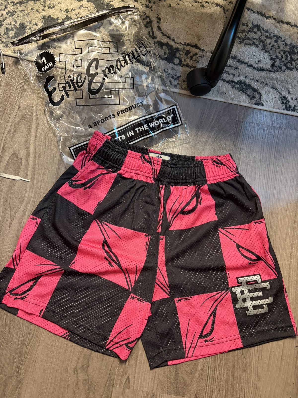 Eric Emanuel Eric Emanuel x Matty Boy EE Shirt Pink Silver Size US 32 / EU 48 - 1 Thumbnail