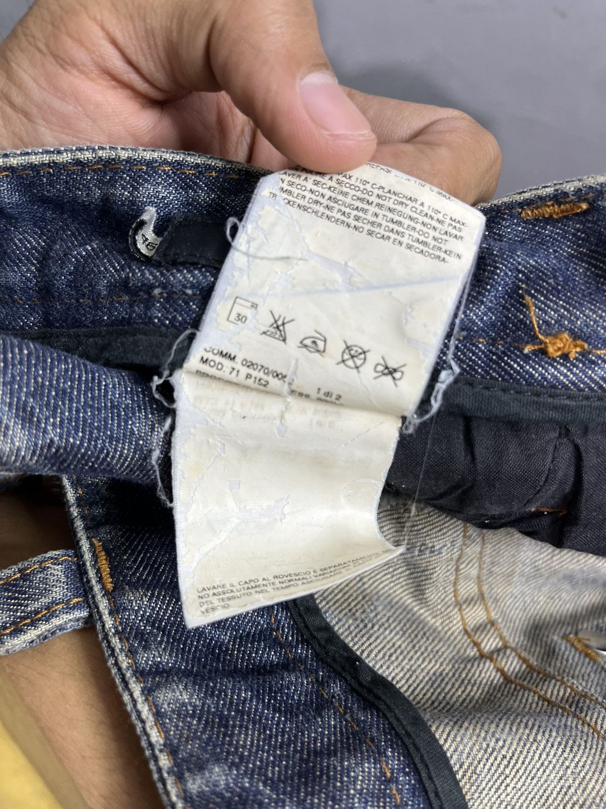 Dsquared2 Rare FW05 distressed mudwash hope jesus studed jeans Size US 32 / EU 48 - 13 Thumbnail