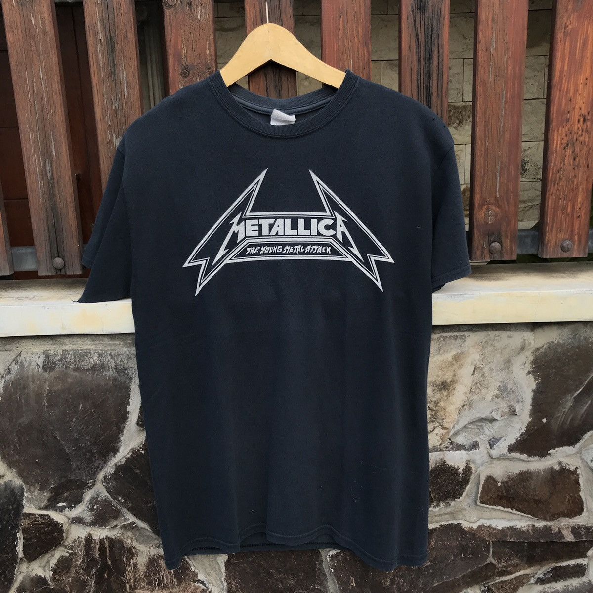 Band Tees × Metallica VTG METALLICA " the young metal attack " Size US L / EU 52-54 / 3 - 1 Thumbnail