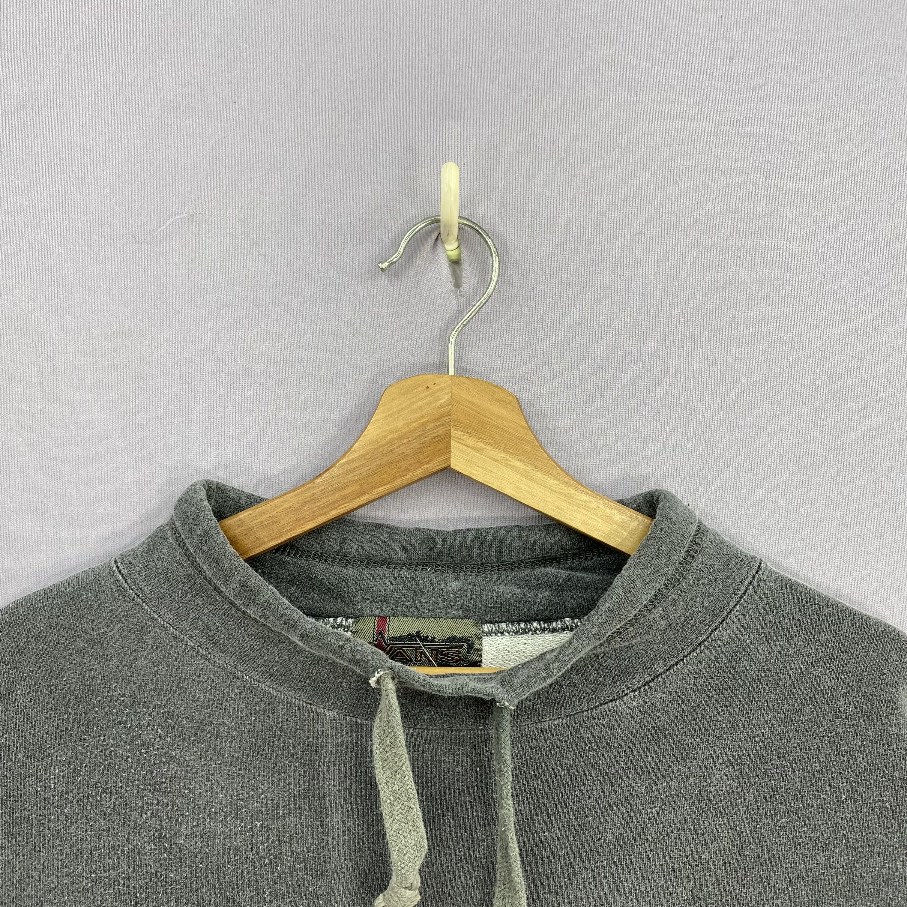 Vans Vintage Y2K Faded Vans Off The Wall Sweatshirt Tribal Skate Size US XL / EU 56 / 4 - 7 Thumbnail