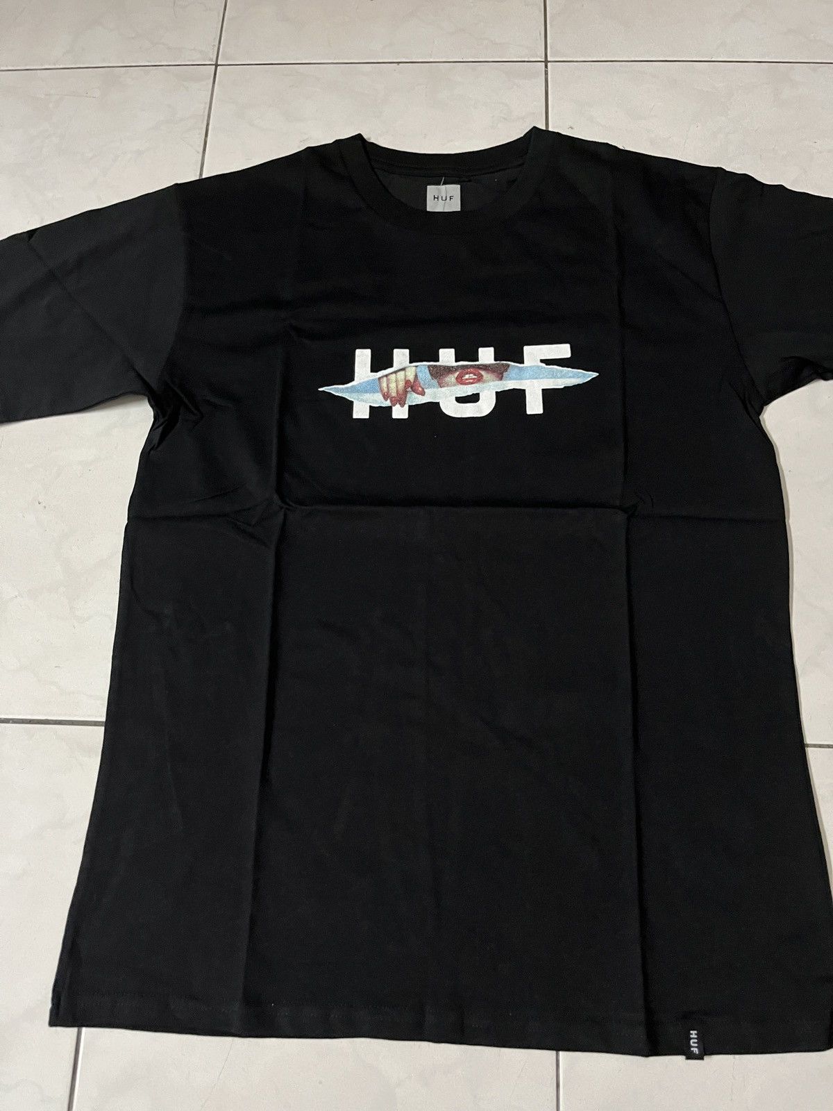 Huf OG RIPPED BOX LOGO TEE - BLACK Size US M / EU 48-50 / 2 - 1 Thumbnail