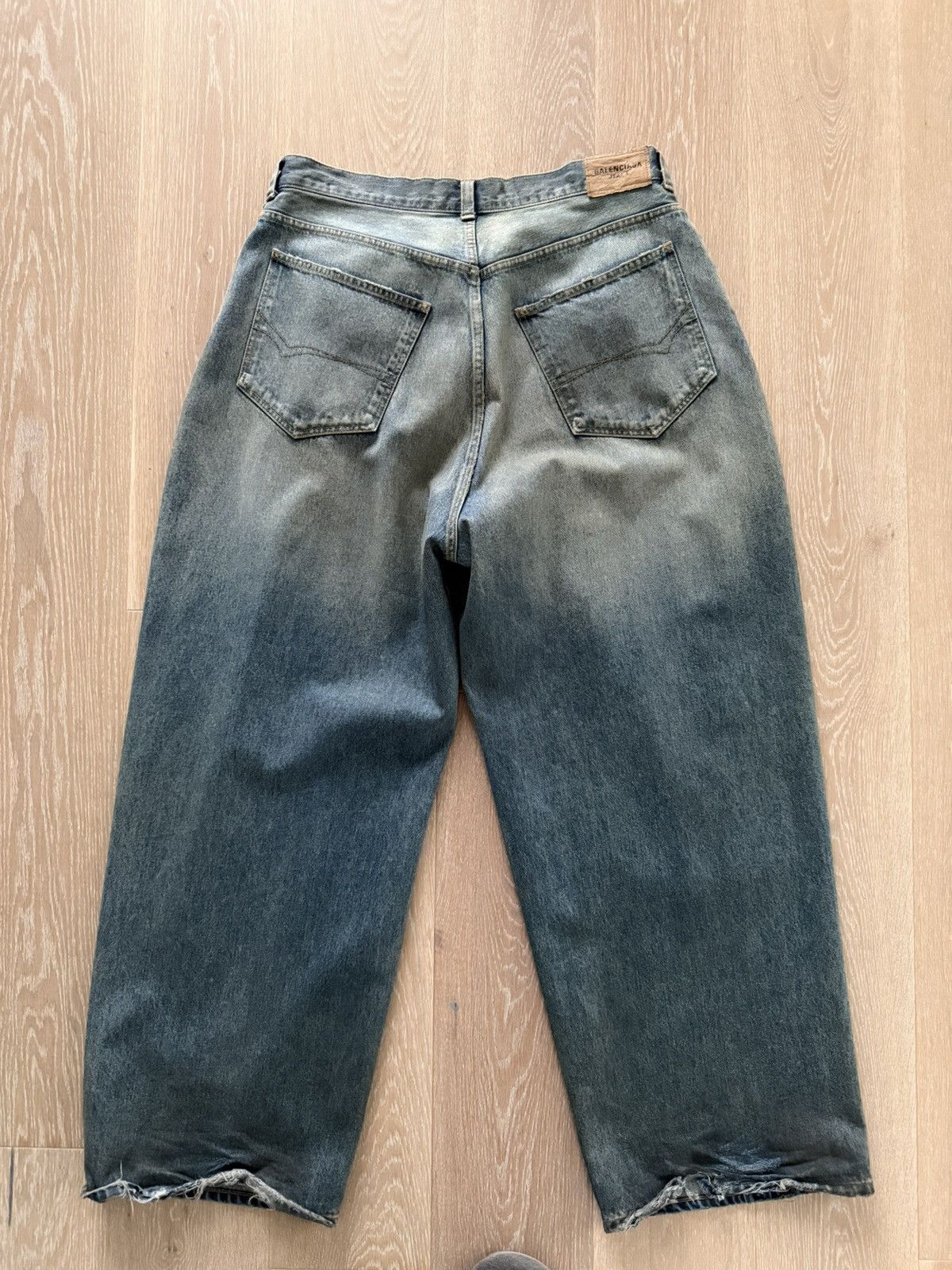 Balenciaga AW22 Balenciaga 360° Waxed Baggy Pants Size US 36 / EU 52 - 5 Thumbnail