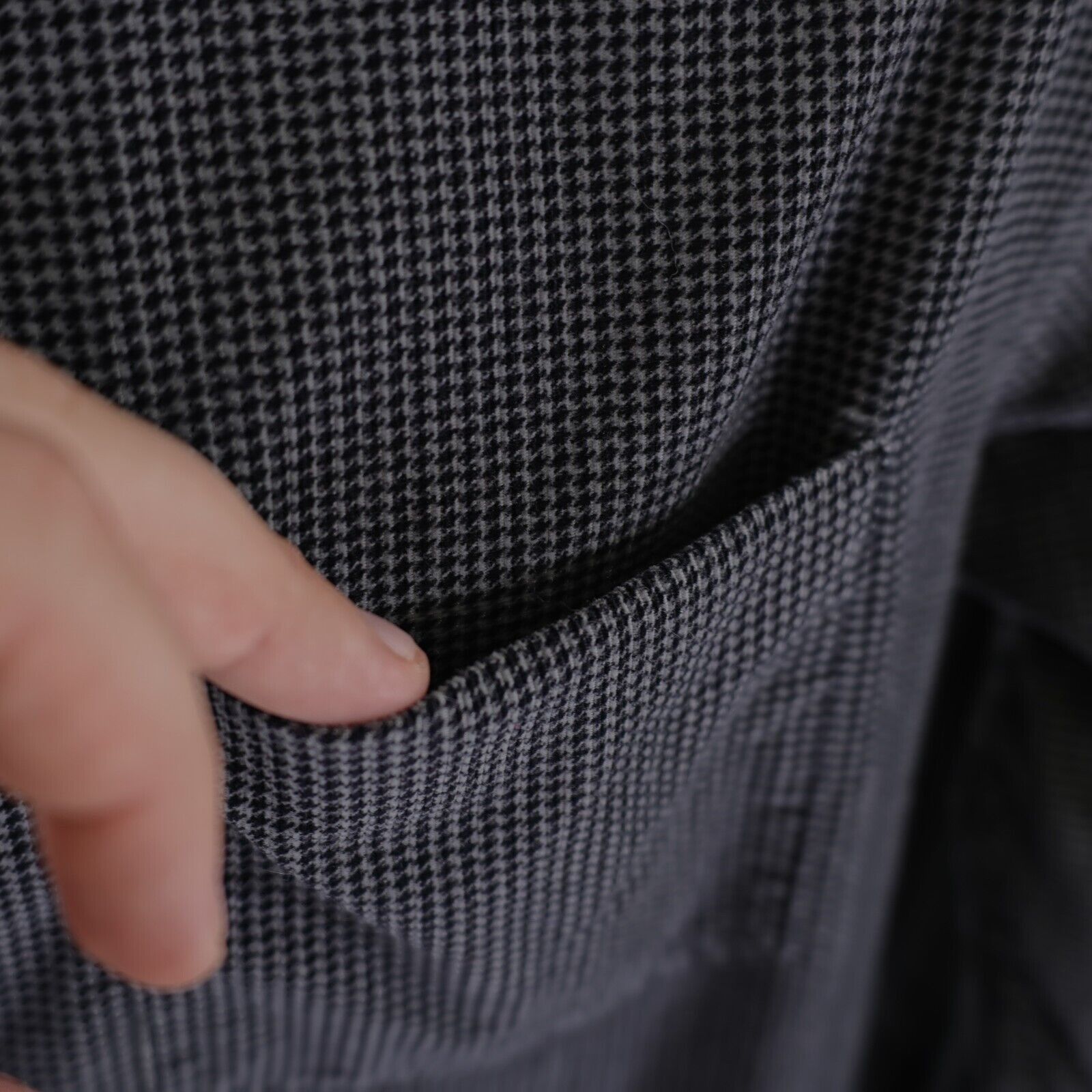 Perry Ellis Perry Ellis Gray Black Velvet Houndstooth Medium Pocket Coll Size US M / EU 48-50 / 2 - 4 Thumbnail