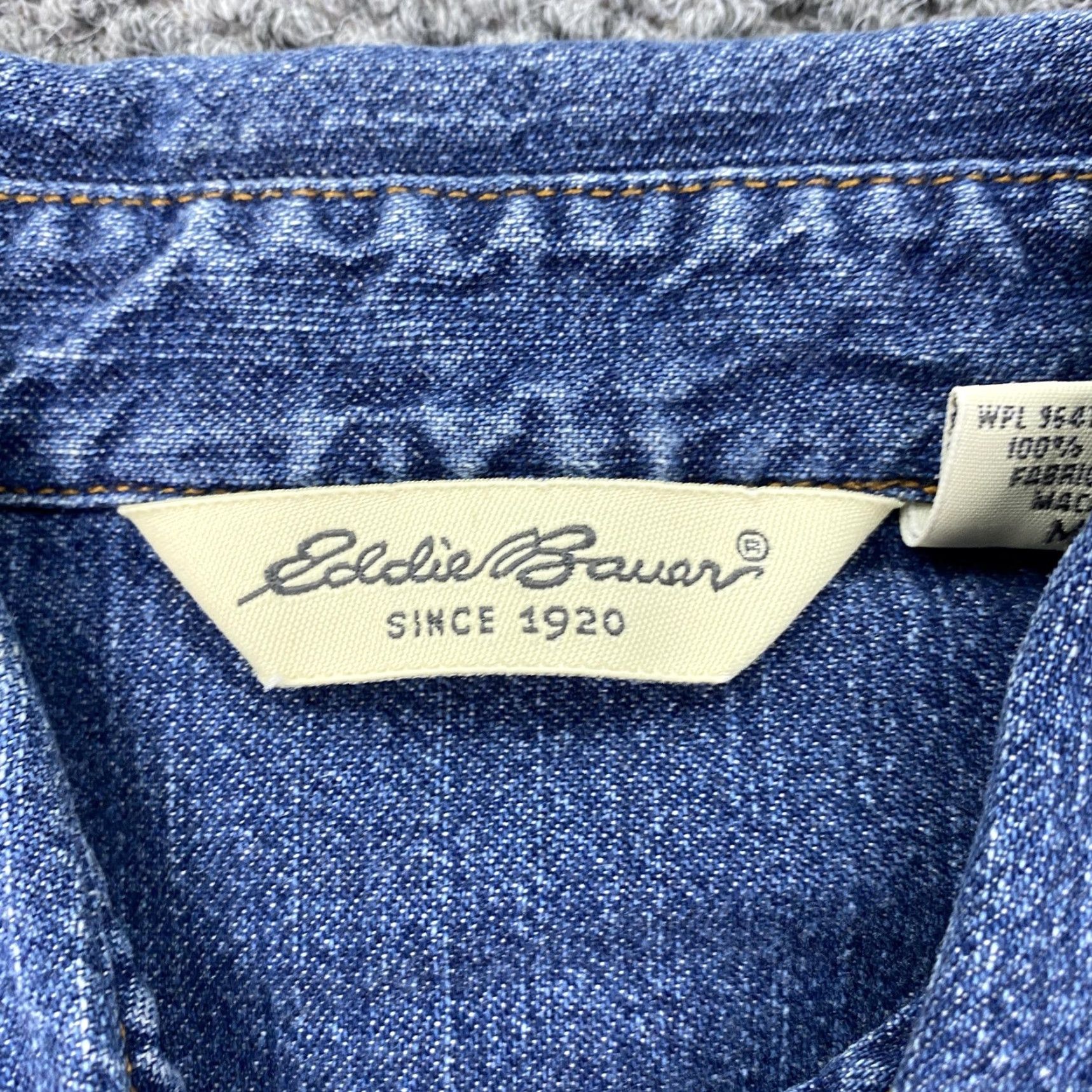Eddie Bauer Eddie Bauer Denim Shirt Womens Medium Blue Western Snap Front Button-Up Long Sleeve Yoke Size M / US 6-8 / IT 42-44 - 5 Thumbnail