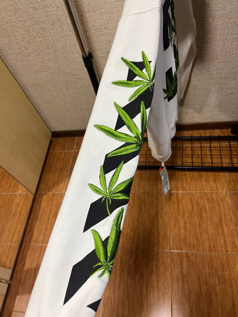 Off-White OFF WHITE HIGH WEED WHITE HOODIE Size US XXL / EU 58 / 5 - 6 Thumbnail