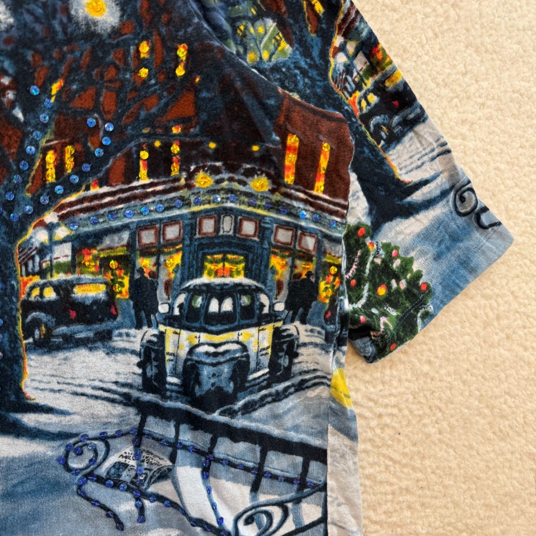 Vintage VINTAGE Y2K Christmas Tree Town Shirt 1X 1820 Blue Graphic Sequin All Over Print Shirt 1X Blue Mens Womens Boys Girls Size XL / US 12-14 / IT 48-50 - 6 Thumbnail