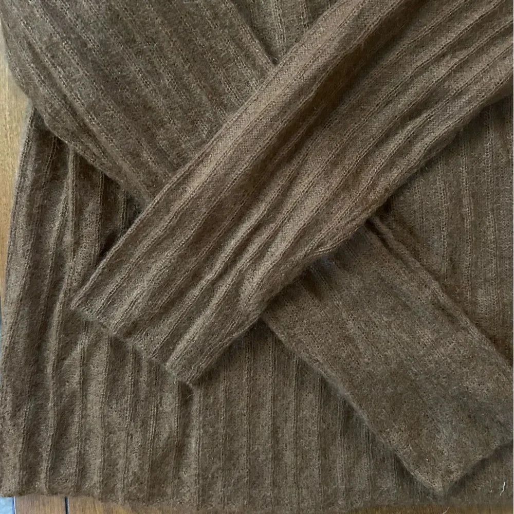 Escada Escada mohair wool sweater - excellent condition, women’s s Size S / US 4 / IT 40 - 2 Thumbnail