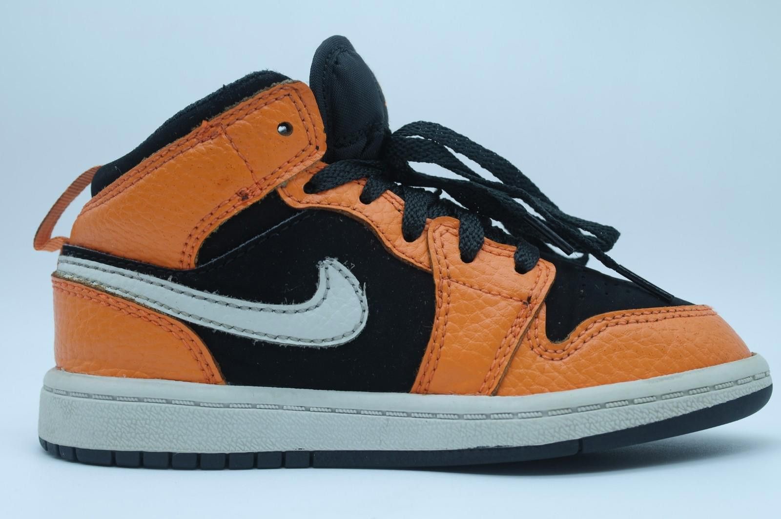 Nike Nike Air Jordan 1 Retro Mid BQ6932-802 Black Orange Size 11C Size US 11 / EU 44 - 5 Thumbnail
