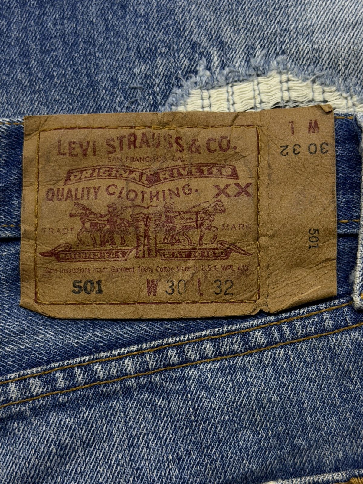 Levi's Vintage 90s Levi’s 501 USA Jeans | Regular Straight | W30 Size US 30 / EU 46 - 12 Thumbnail