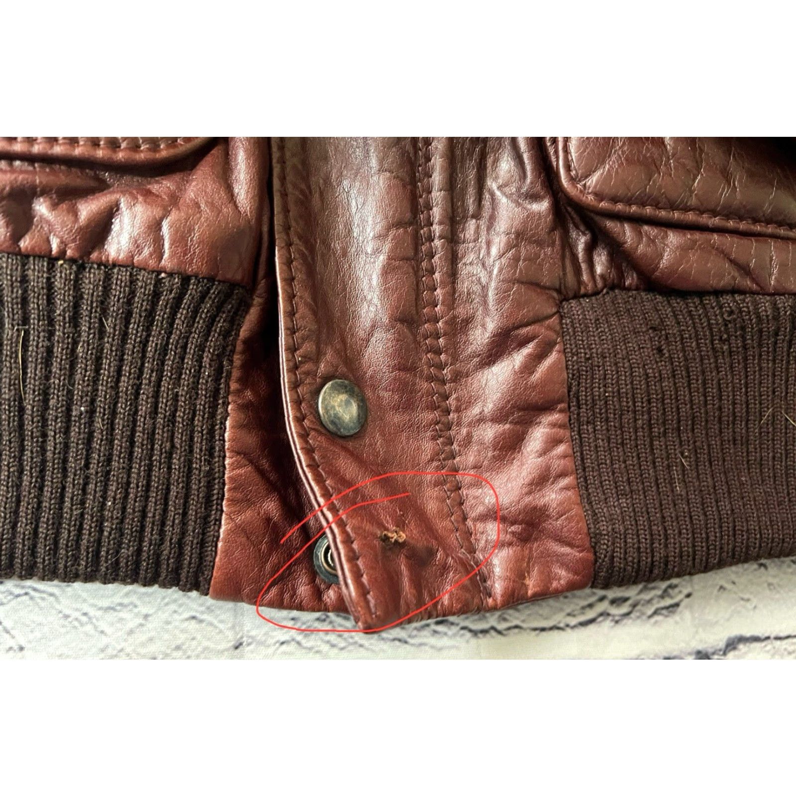 Vintage VINTAGE Redish Brown Bomber Aviator Flight Jacket 46 Leather Mens Size US S / EU 44-46 / 1 - 5 Thumbnail