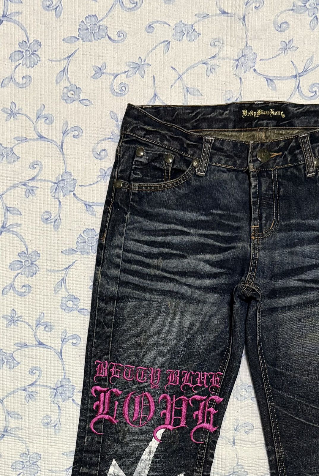 Other Betty Blue Love Streetwear Jeans Distressed Denim Size US 31 - 5 Thumbnail