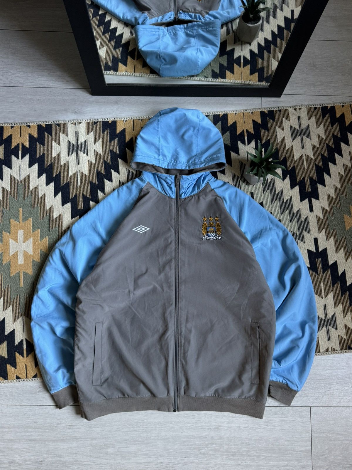 Umbro Vintage Umbro Manchester City Reversible Nylon Jacket Size US XL / EU 56 / 4 - 1 Thumbnail