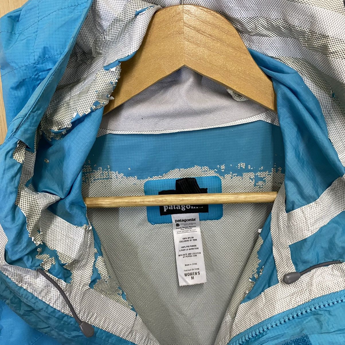 Patagonia Patagonia Women Waterproff Windbreaker Jacket Size US M / EU 48-50 / 2 - 9 Thumbnail