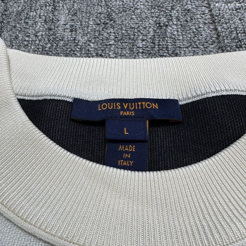 Louis Vuitton Louis Vuitton Black and white presbyopic short sweatshirt 2 Size US L / EU 52-54 / 3 - 6 Thumbnail