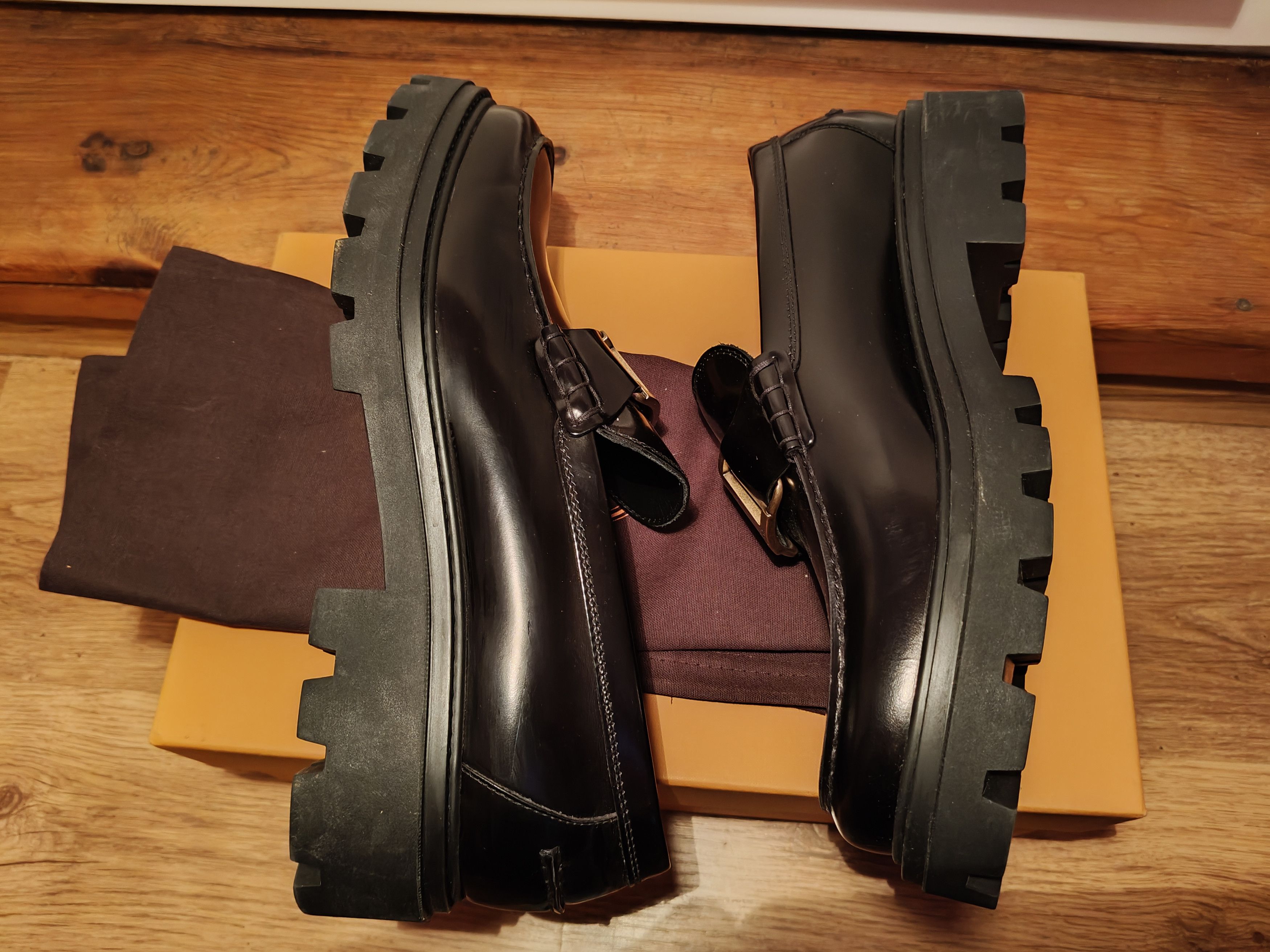 Tod's Tod's leather loafers on platform Embellished glossed-leathe Size US 9.5 / EU 42-43 - 5 Thumbnail