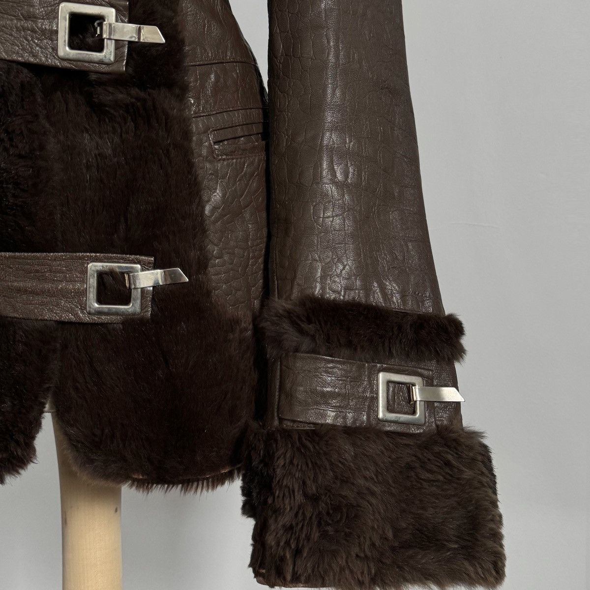 Dolce & Gabbana Dolce & Gabbana Runway Rabbit coat jacket Size L / US 10 / IT 46 - 11 Thumbnail