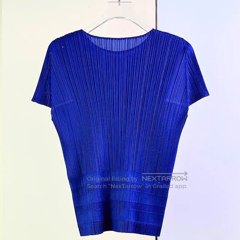 Issey Miyake Issey Miyake Royal Blue Ruched Short-sleeve Top Size L / US 10 / IT 46 - 2 Thumbnail