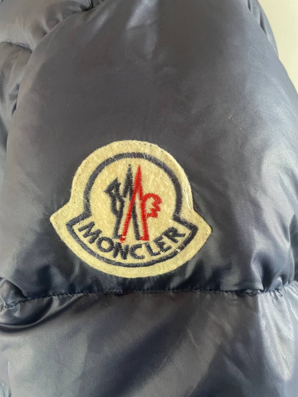 Moncler Moncler Grenoble Vintage Down Jacket Navy 1990s Size US L / EU 52-54 / 3 - 10 Thumbnail