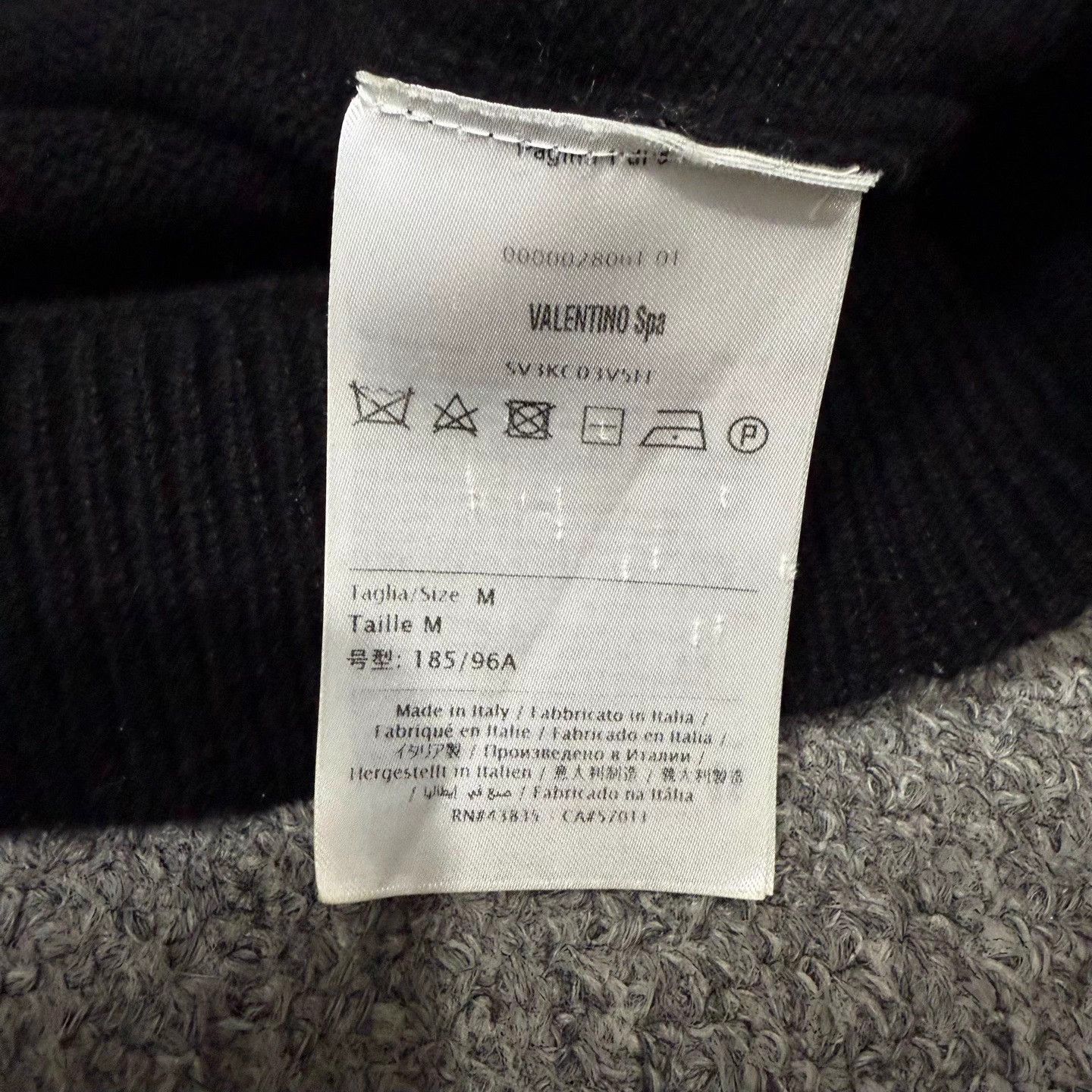 Valentino Valentino Black Big Logo LS Knit Sweater M 99 New Size US M / EU 48-50 / 2 - 4 Thumbnail