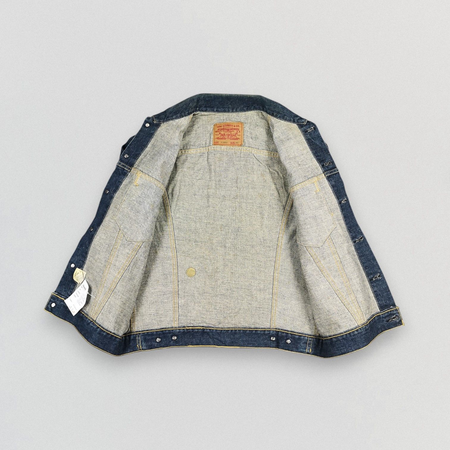 Levi's Vintage Levis Denim Blue Wash Trucker Jacket Size US M / EU 48-50 / 2 - 2 Thumbnail