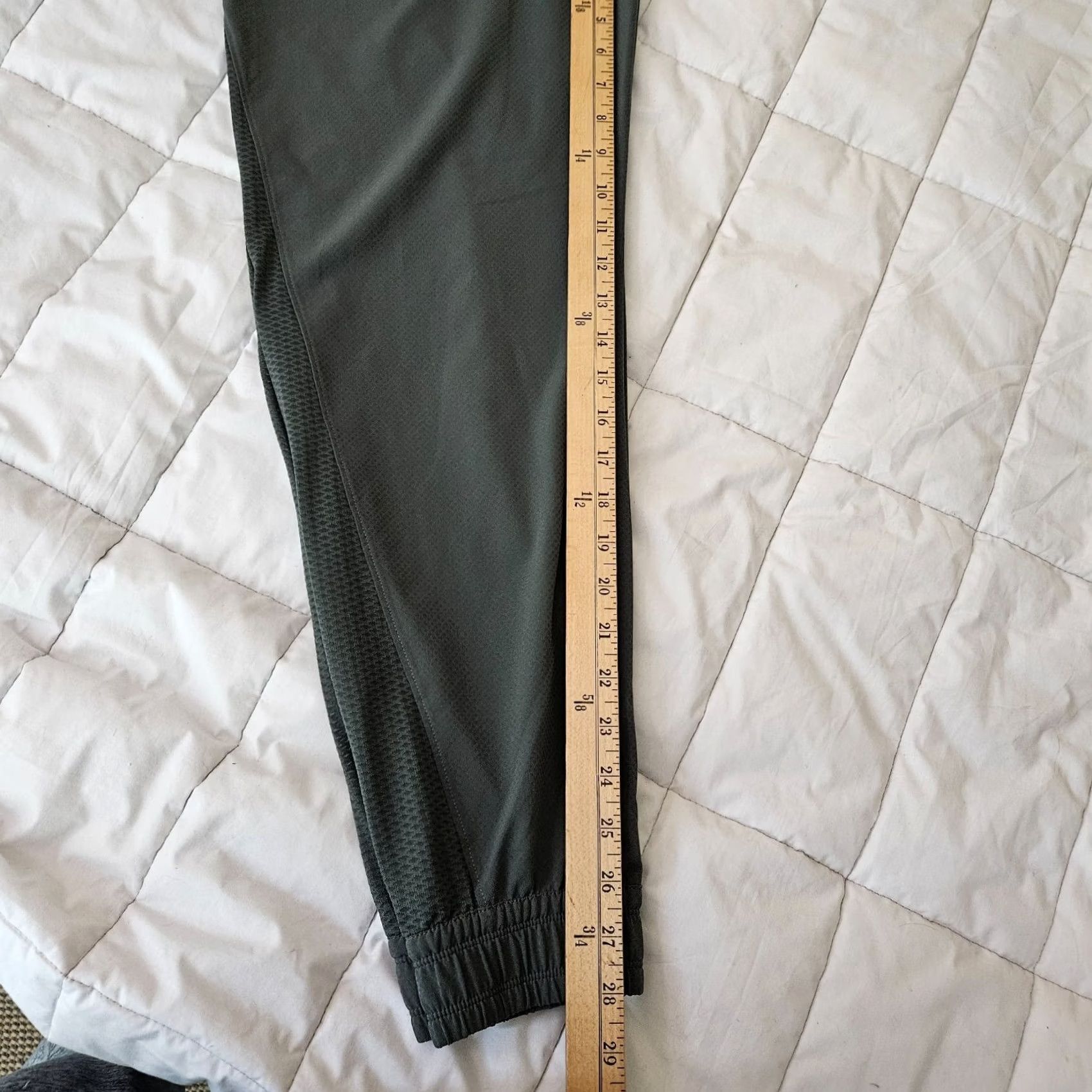 Athleta Athleta Jogger Pants Women's Size 6 Green Athletic Inseam 28 in Lined Tapered Casual Activewear Summer Spring Fall Winter Size 28" / US 6 / IT 42 - 8 Thumbnail
