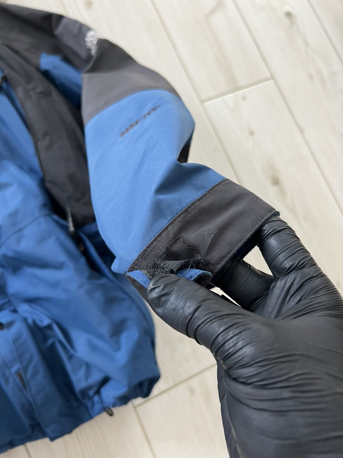 The North Face The North Face Gore-Tex Vintage Jacket Outdoor Jacket XL Size US XL / EU 56 / 4 - 22 Thumbnail