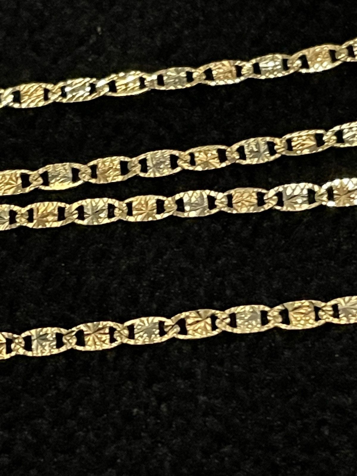 Other 18K Valentino Link Chaim Size ONE SIZE - 1 Thumbnail