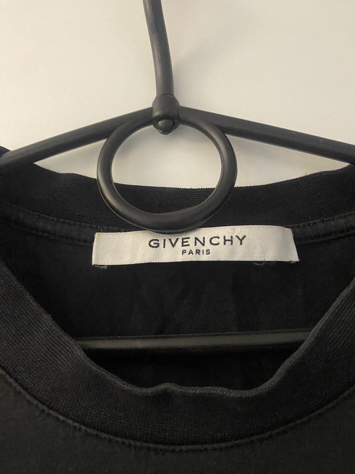 Givenchy Givenchy luxury distreesed logo tee Size US M / EU 48-50 / 2 - 2 Thumbnail