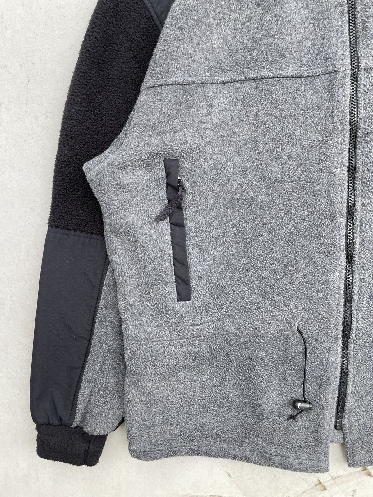 Woolrich Woolen Mills 🔥Accept Binding🔥 Woolrich Fleece Jacket With Black Paneling Size US L / EU 52-54 / 3 - 8 Thumbnail