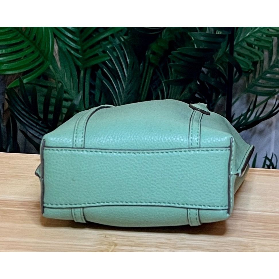 Tory Burch ✺✺ AUTHENTIC TORY BURCH Green Small Perry Handbag/Crossbody Size ONE SIZE - 7 Thumbnail